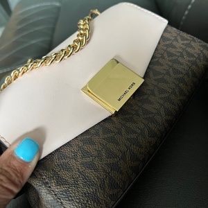 Micheal kors small bag & matching wallet set